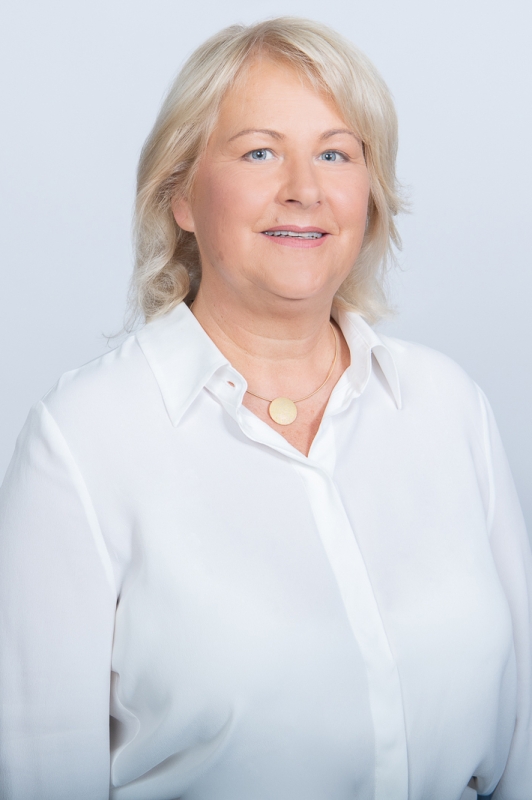 Bausachverständige, Immobiliensachverständige, Immobiliengutachterin und Baugutachterin  Alexandra Renno Knetzgau